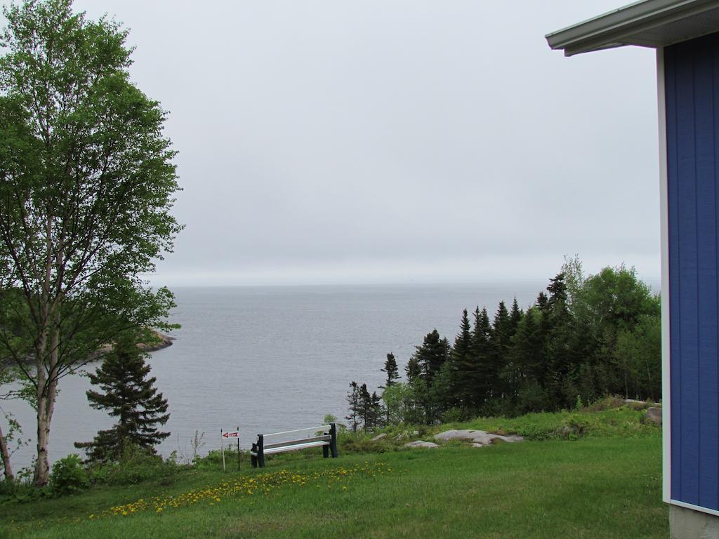Les Chalets Au Bord De La Mer Les Escoumins Room photo