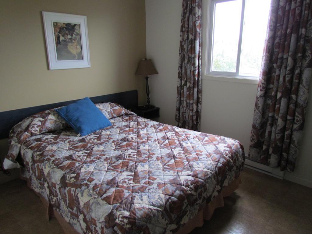 Les Chalets Au Bord De La Mer Les Escoumins Room photo